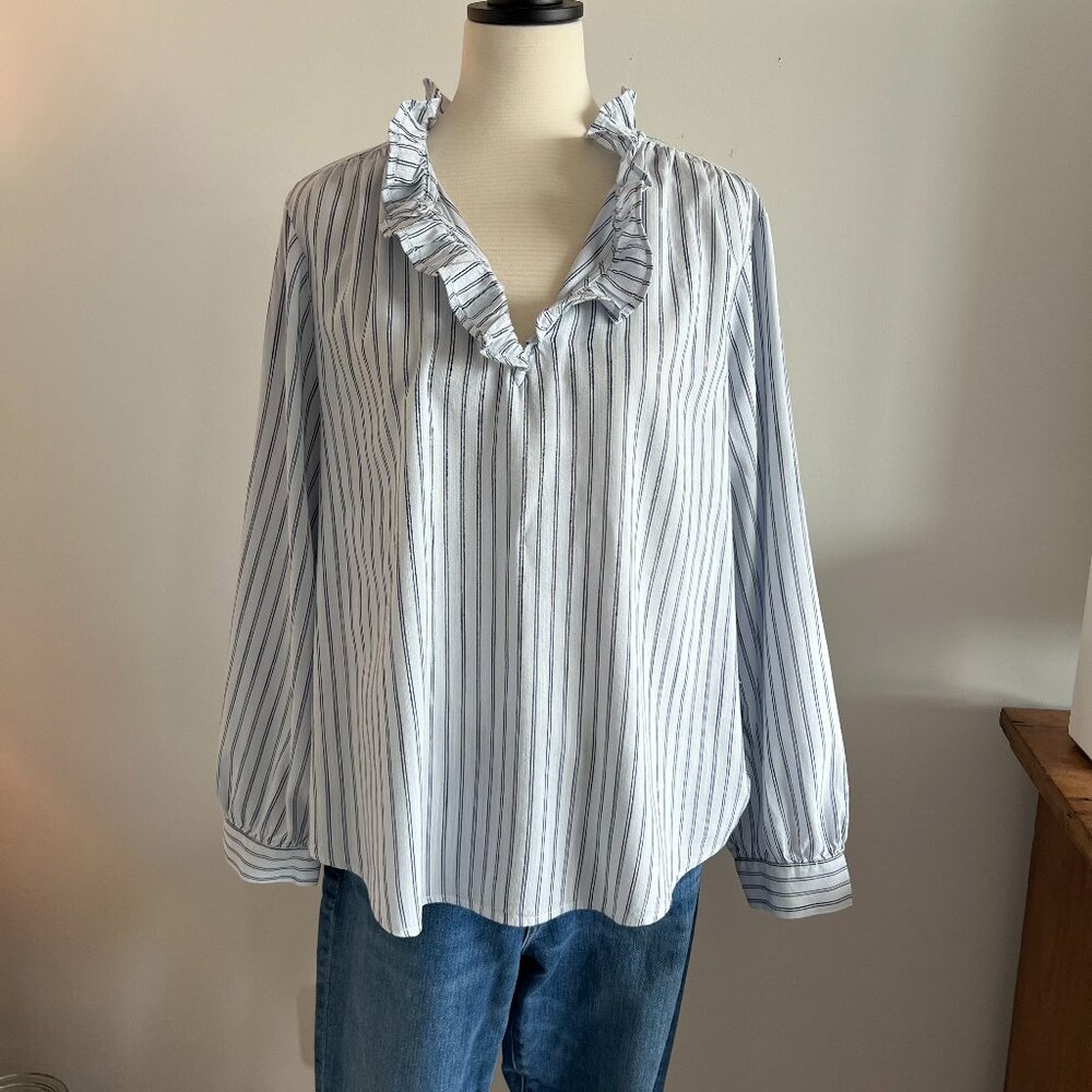 St John's Bay long sleeve pop over blouse Size XL